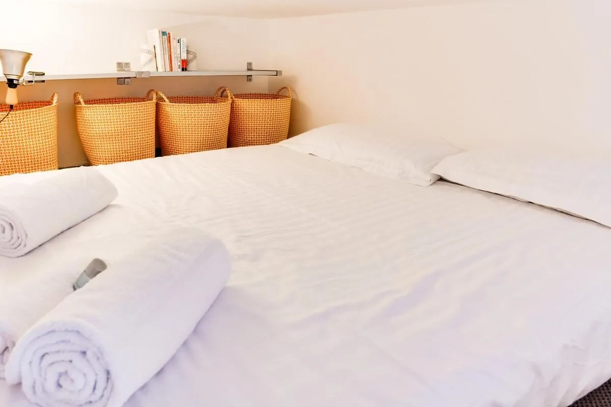 Cannes Centre Cosy Appartement Avec Mezzanine 0*,  France