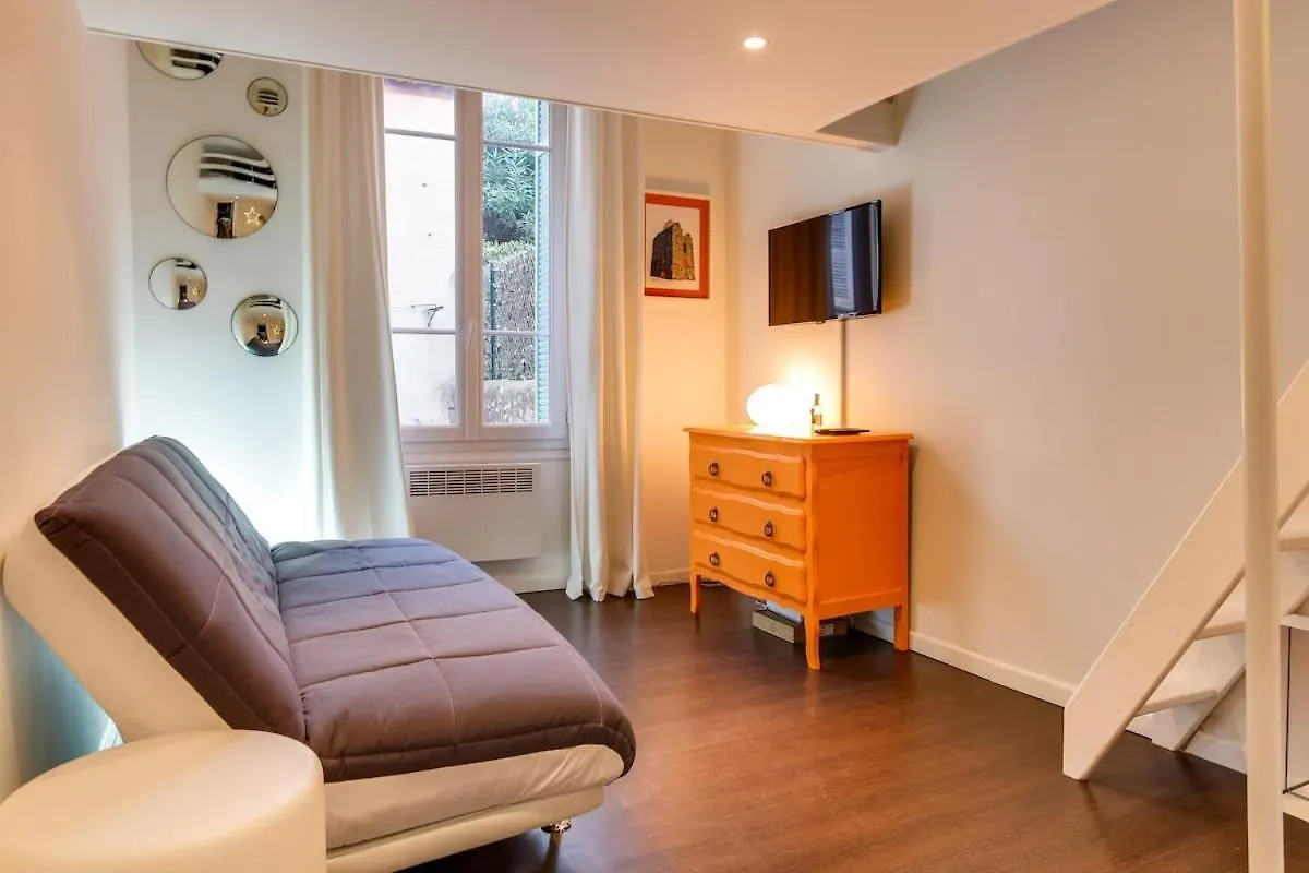 Cannes Centre Cosy Appartement Avec Mezzanine