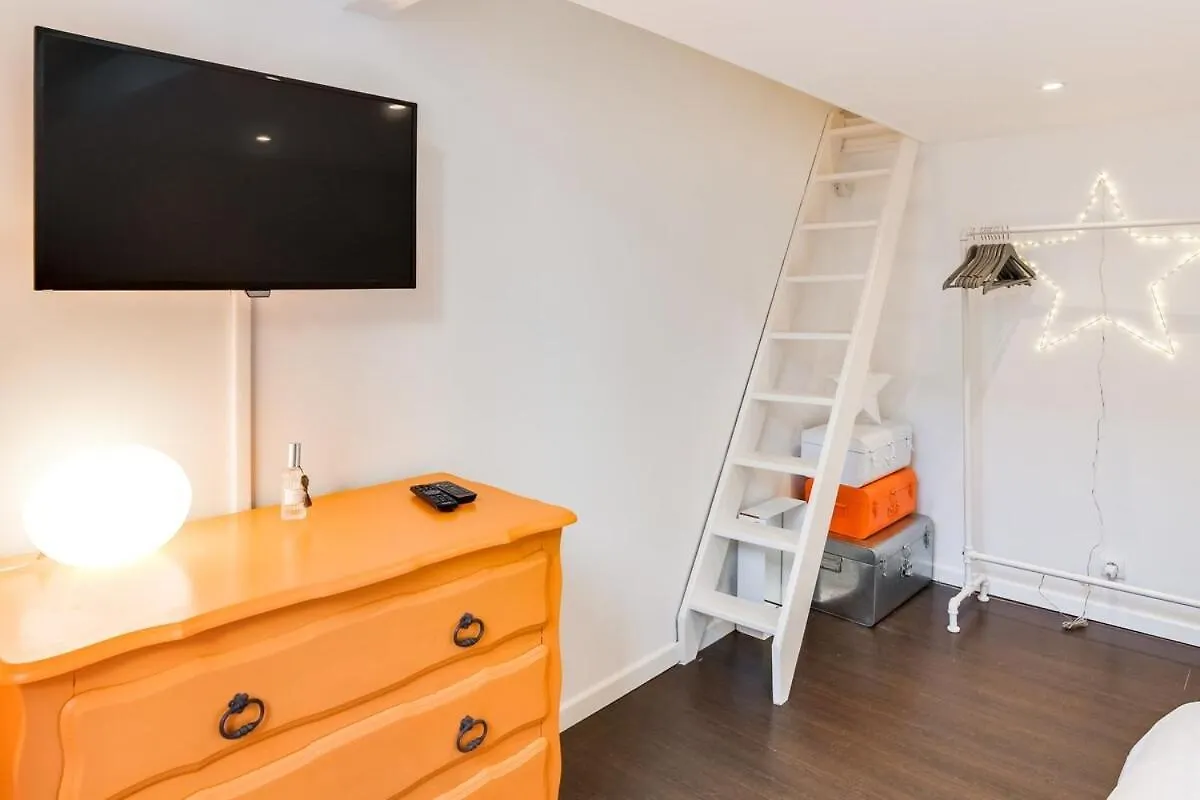 Cannes Centre Cosy Appartement Avec Mezzanine
